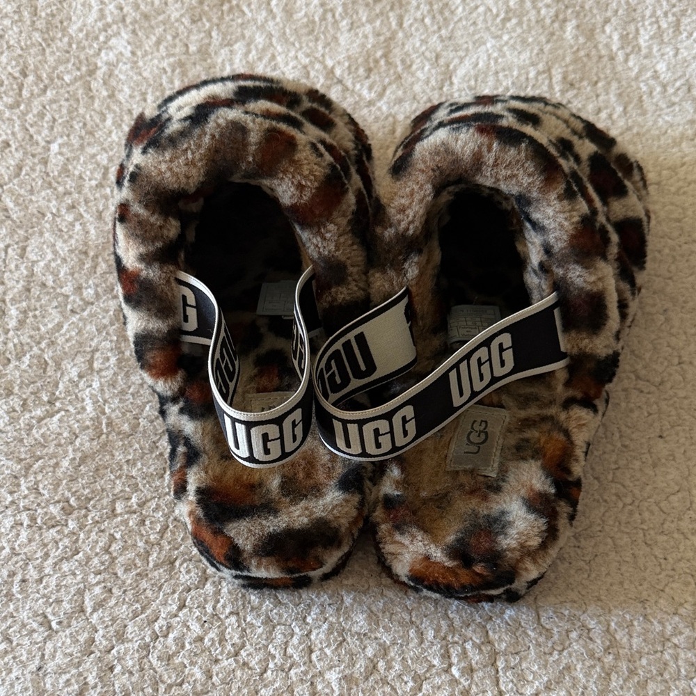 UGG Leopard Print Fluffy Slippers Size 9 - Picture 3 of 8